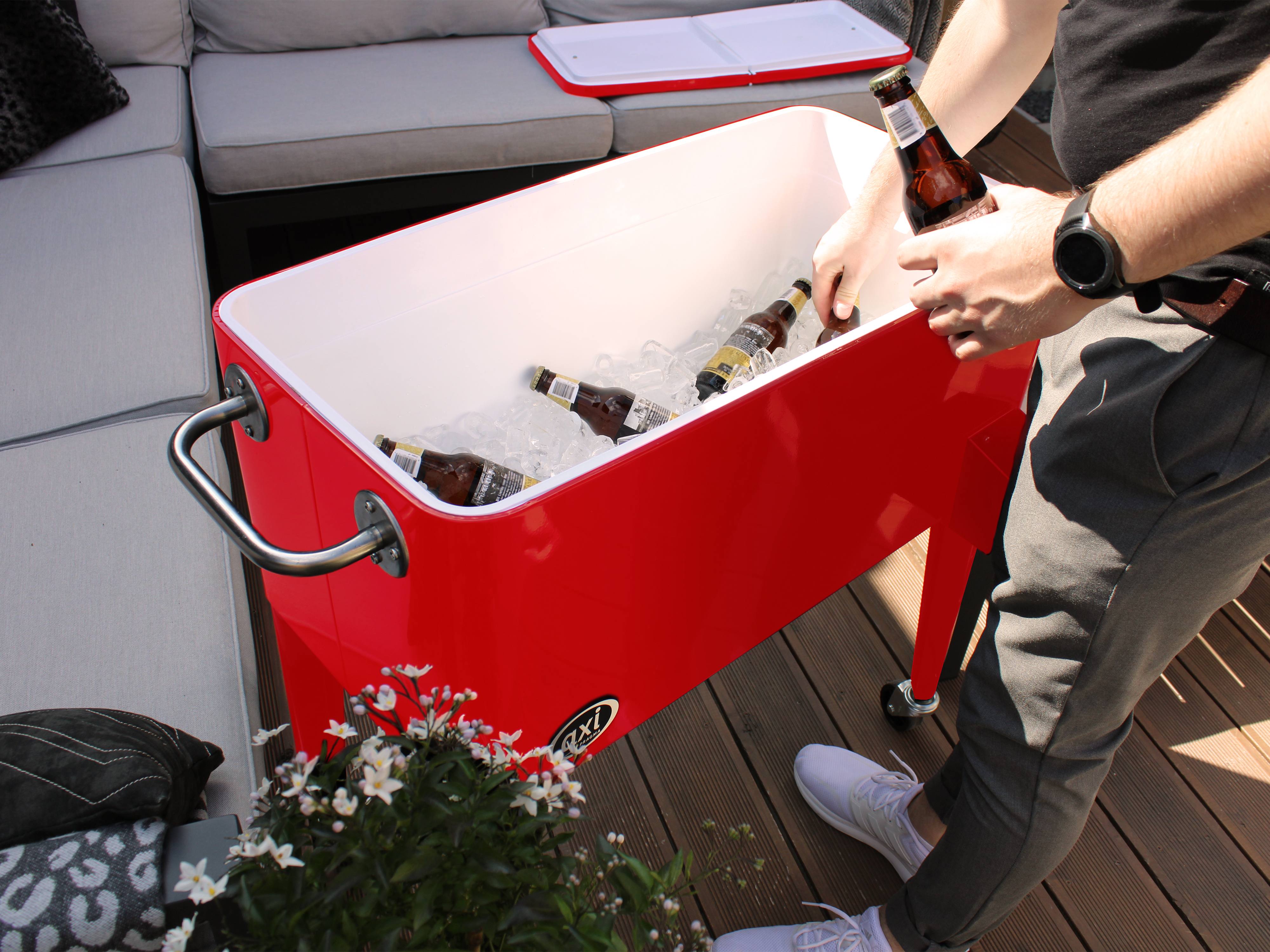 AXI Retro Cooler - Red