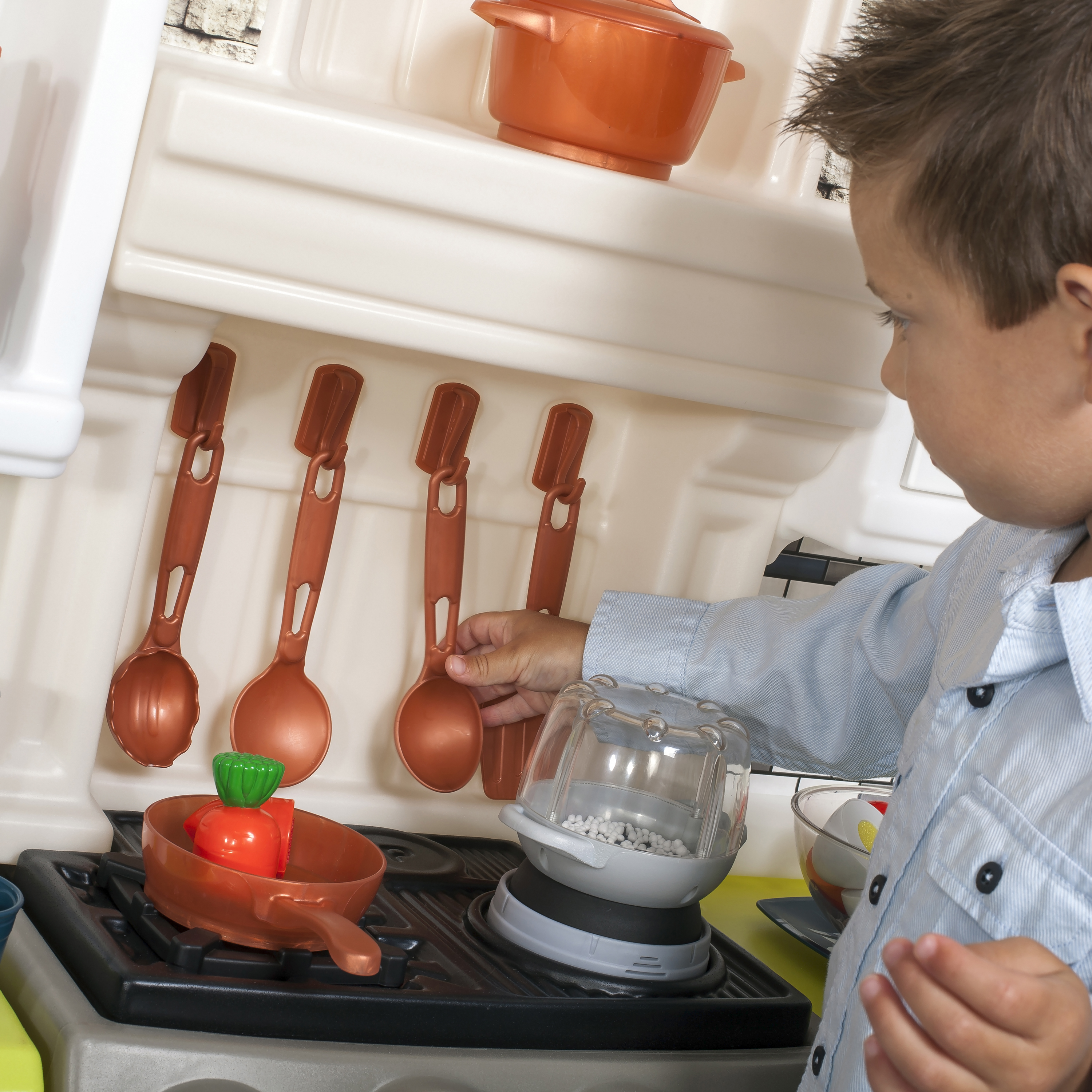 Step2 Elegant Edge Play Kitchen