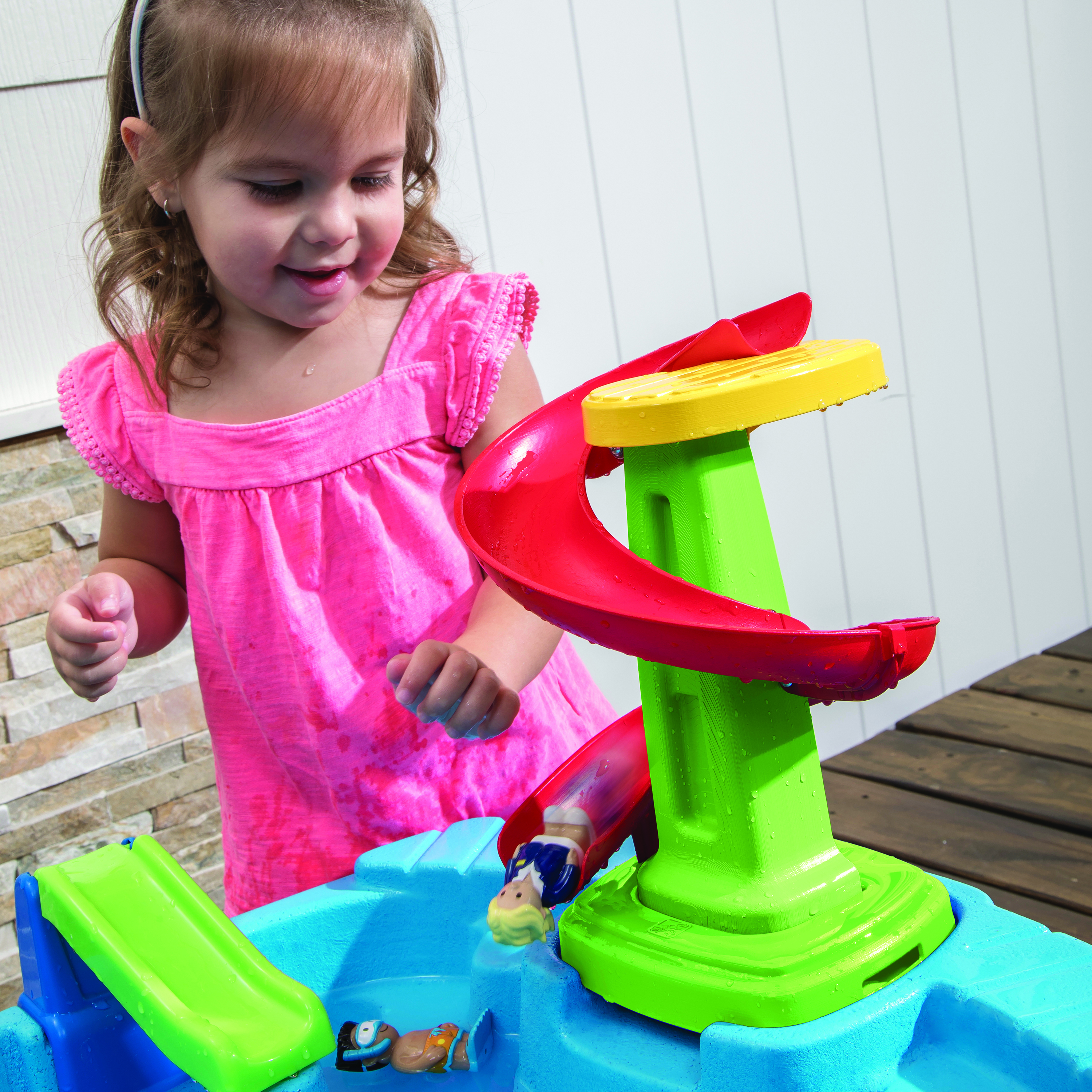 Fiesta Cruise Sand & Water Table