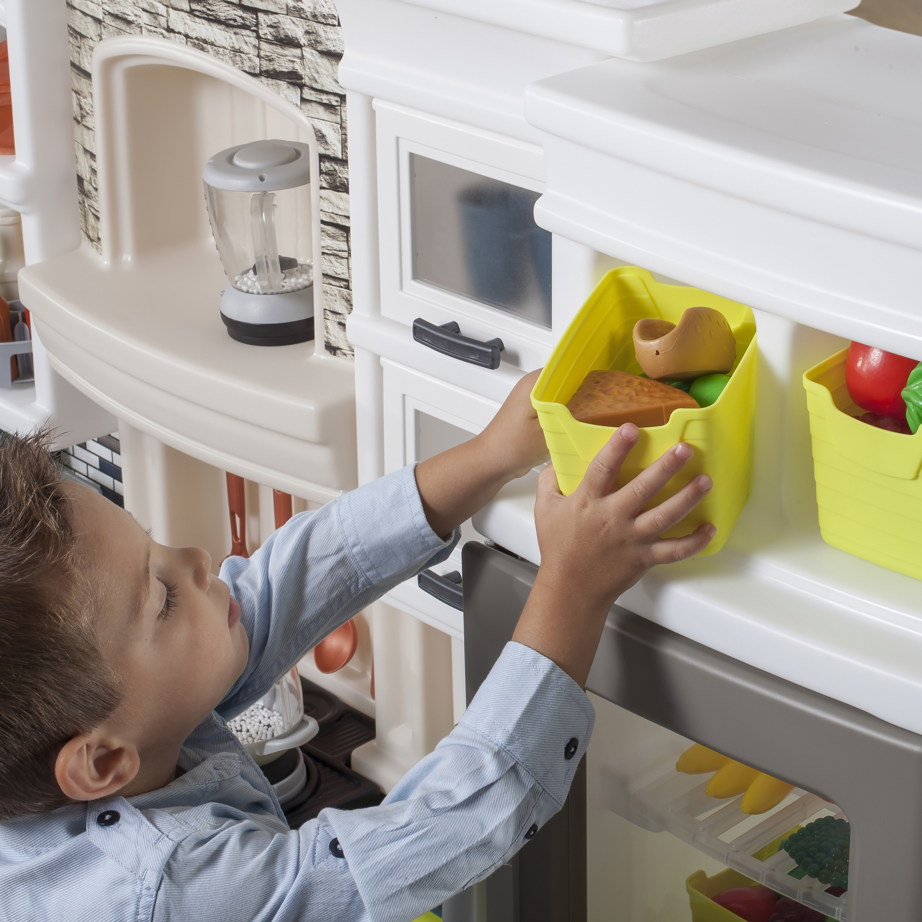 Step2 Elegant Edge Play Kitchen