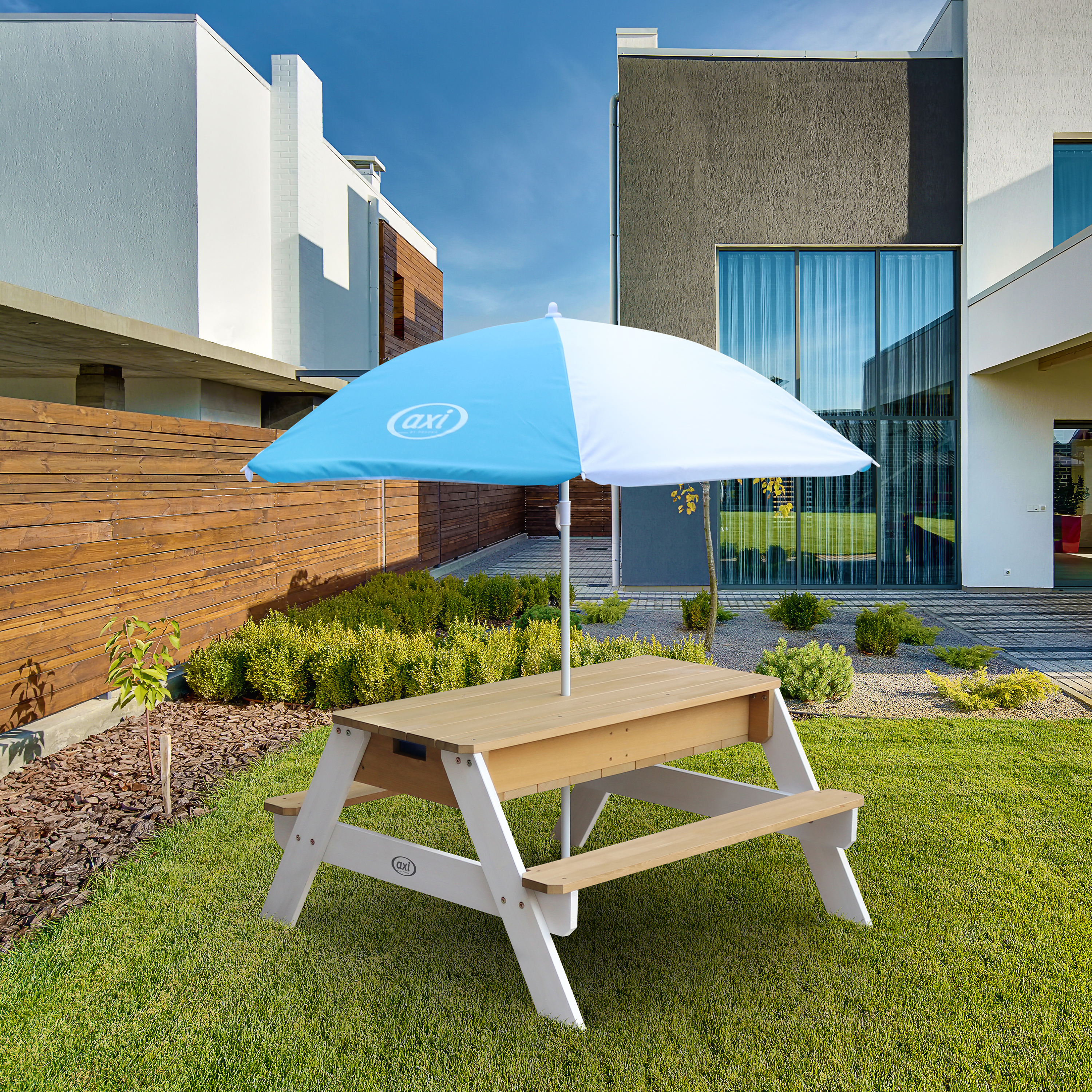 Nick Sand & Water Picnic Table Brown/White - Umbrella Blue/White