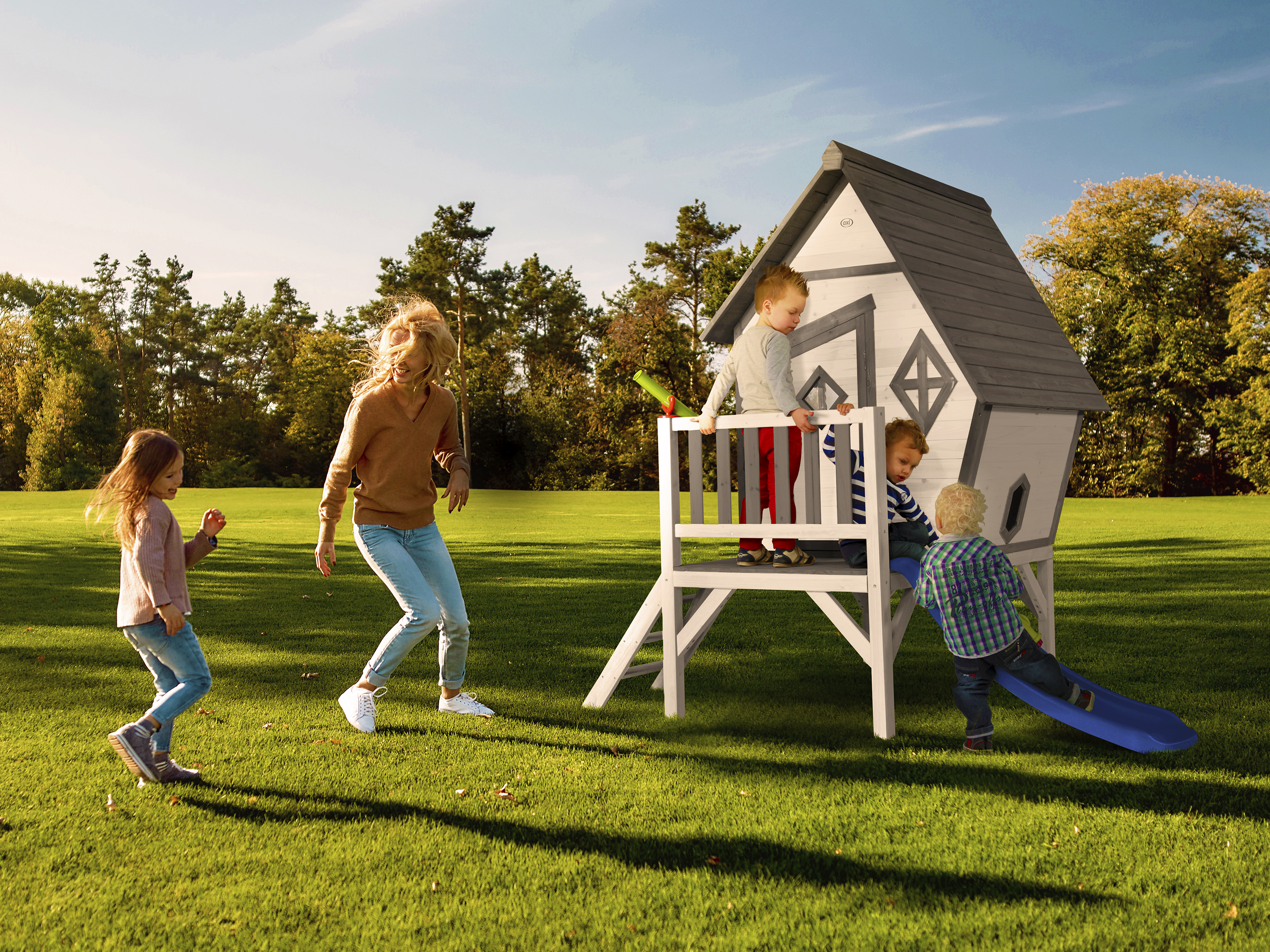 Cabin XL Playhouse Grey/White - Blue Slide