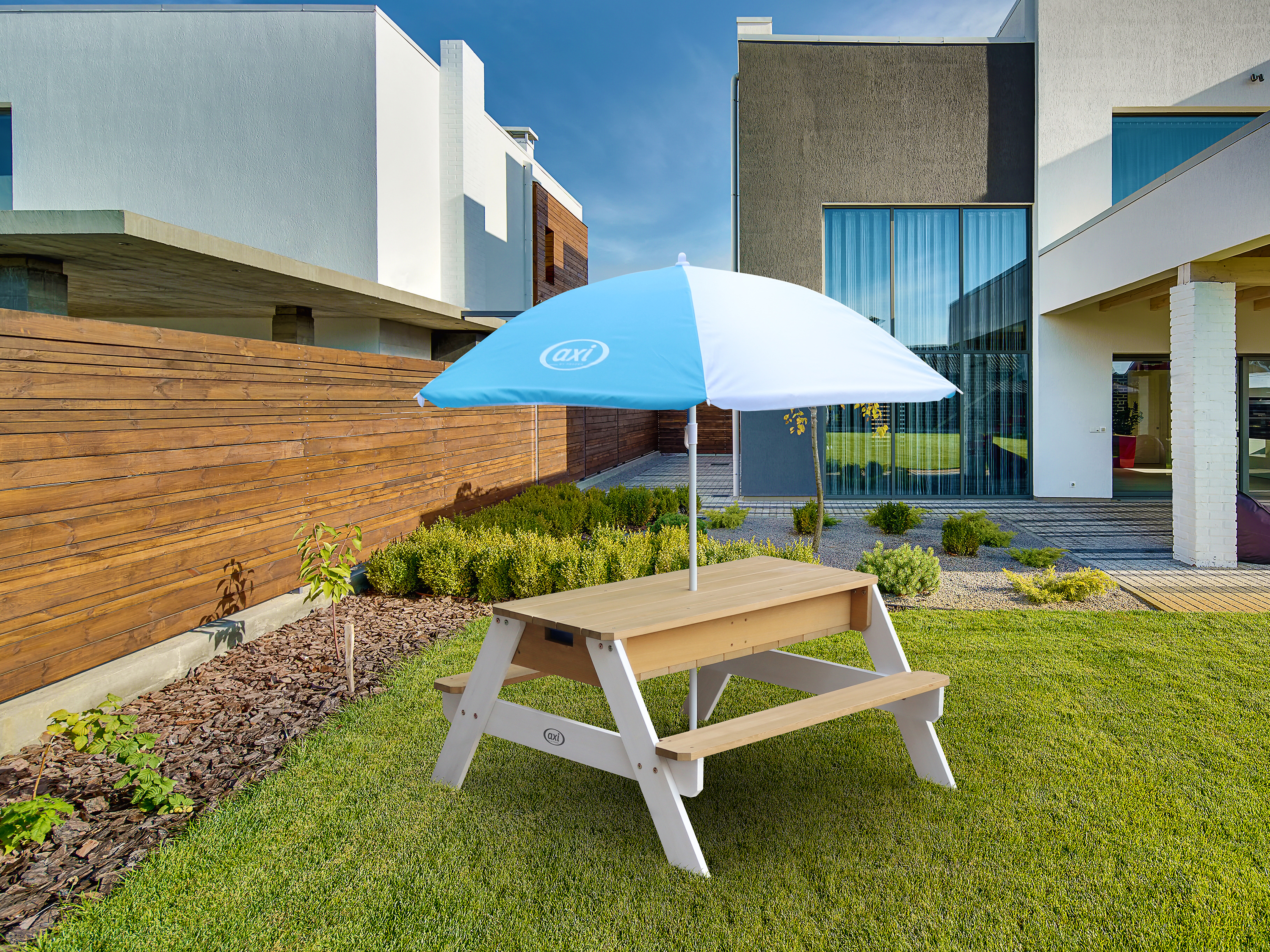 Nick Sand & Water Picnic Table Brown/White - Umbrella Blue/White