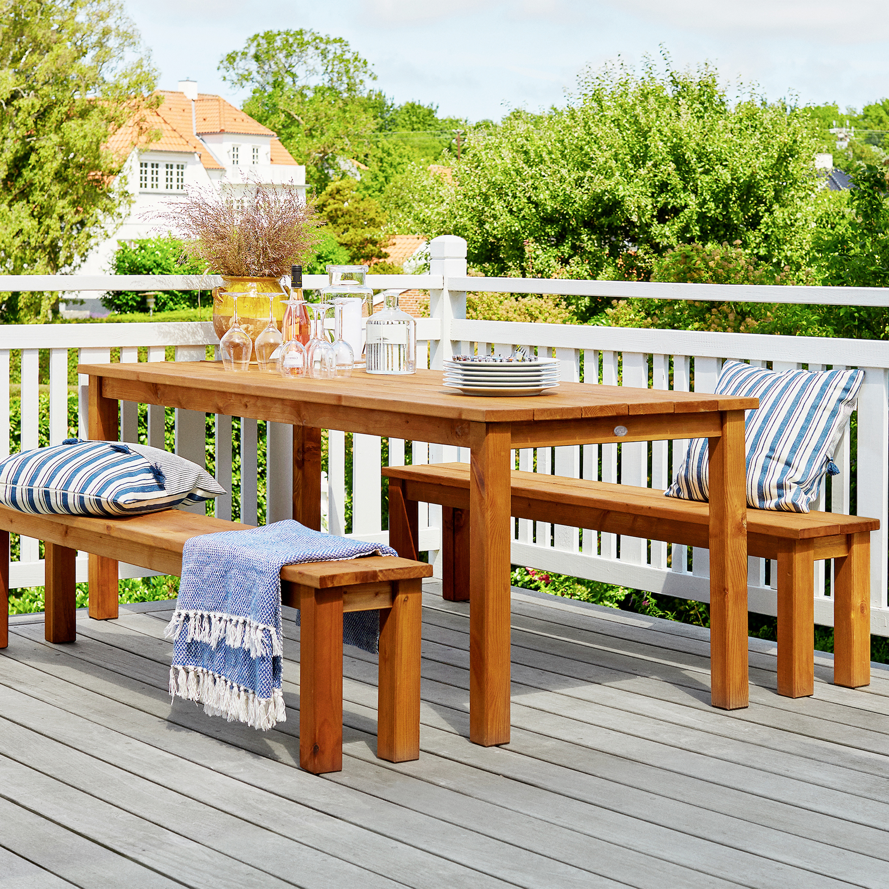 Louise Wooden Picnic Table and Bench Set 200 cm - Brown