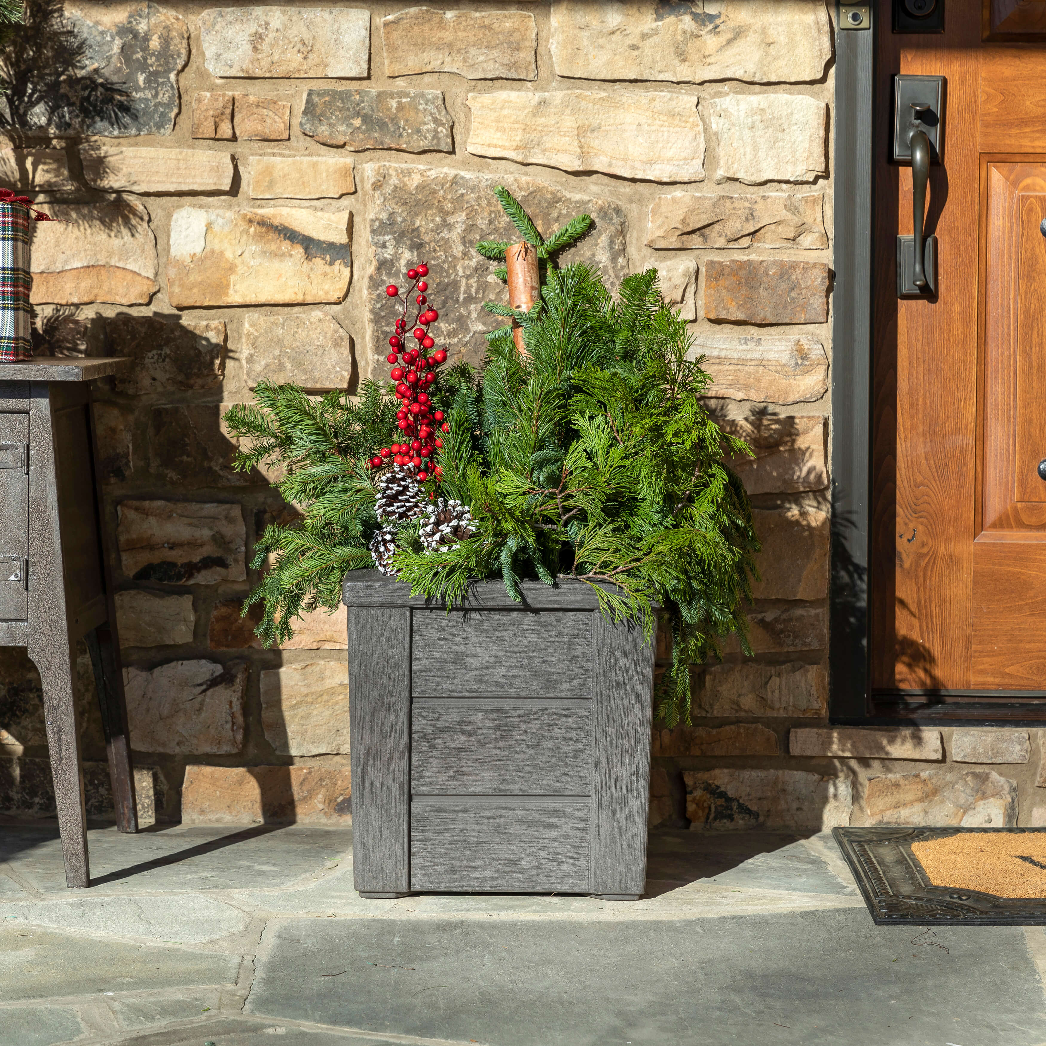 Step2 Lakewood Planter Box - Dark Cedar