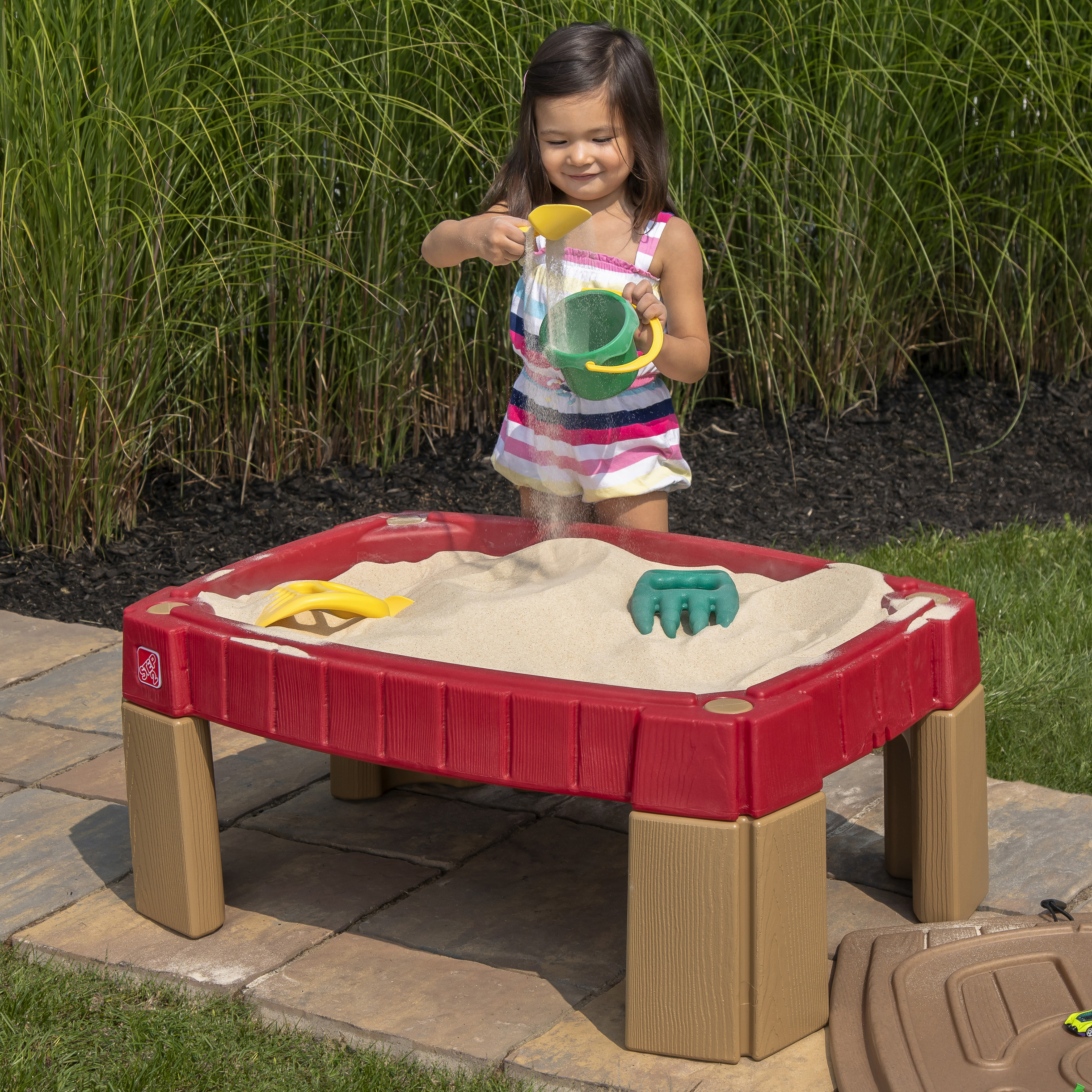 Step2 Naturally Playful Sand Table