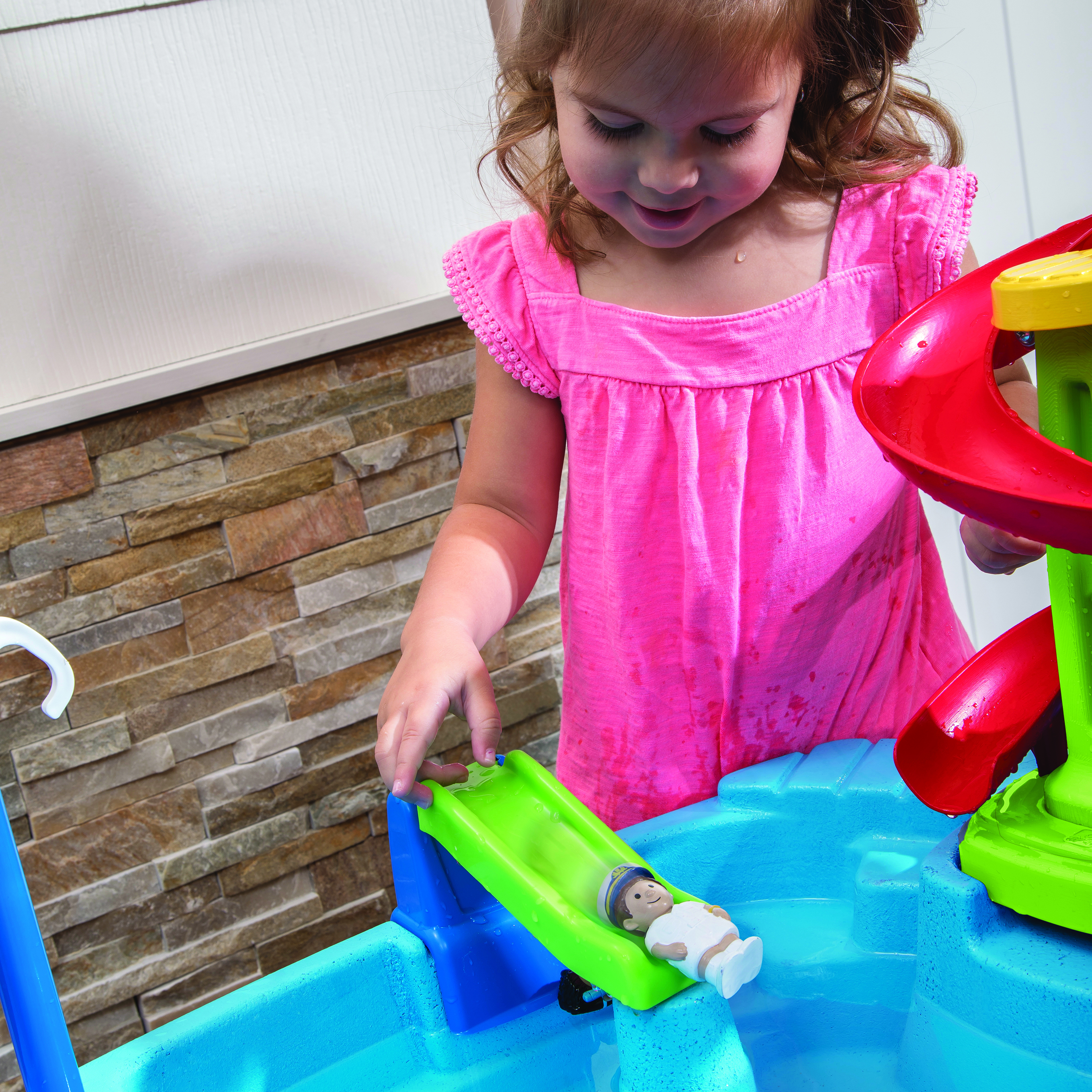 Fiesta Cruise Sand & Water Table