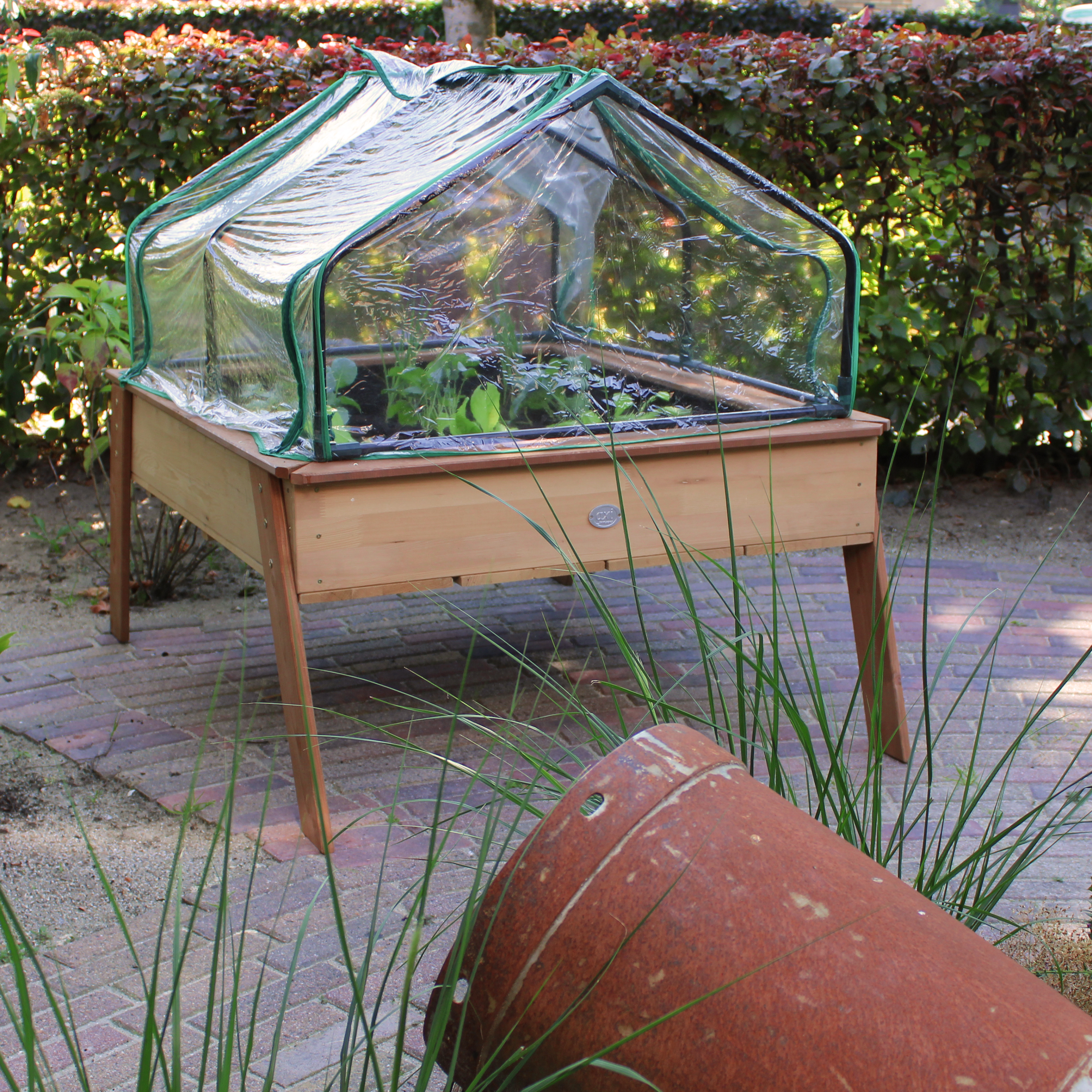 Linda Growing Table with Greenhouse Brown