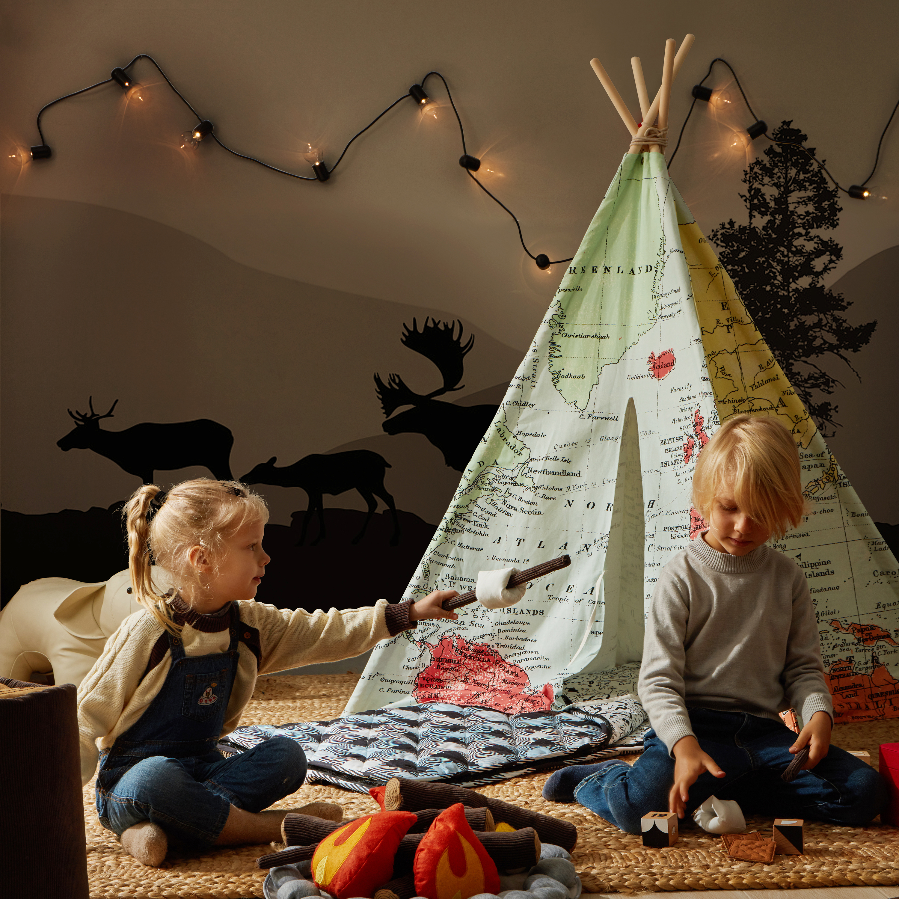 World Map Teepee Tent Multicolour