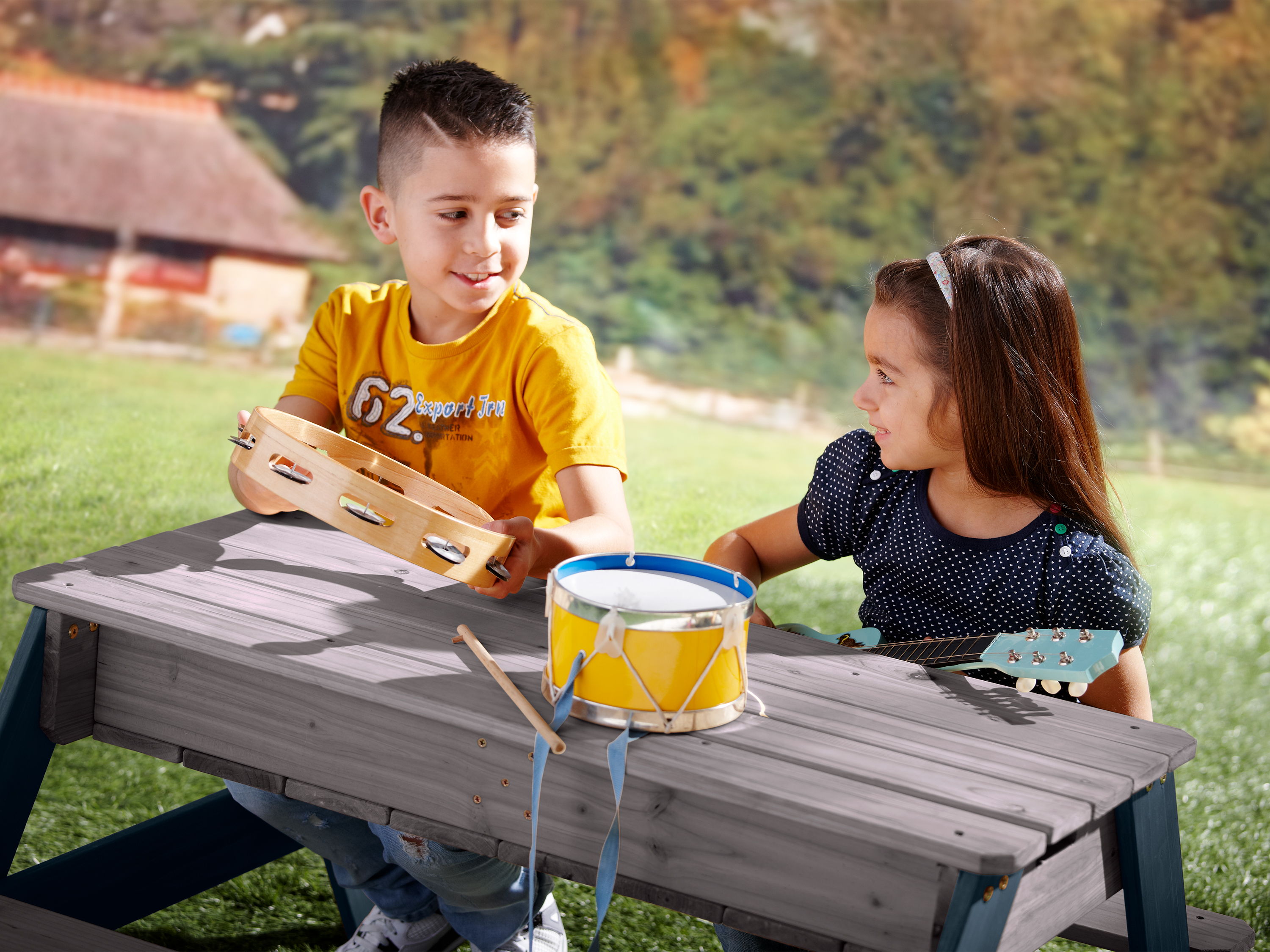 Nick Sand & Water Picnic Table Anthracite/grey with Umbrella