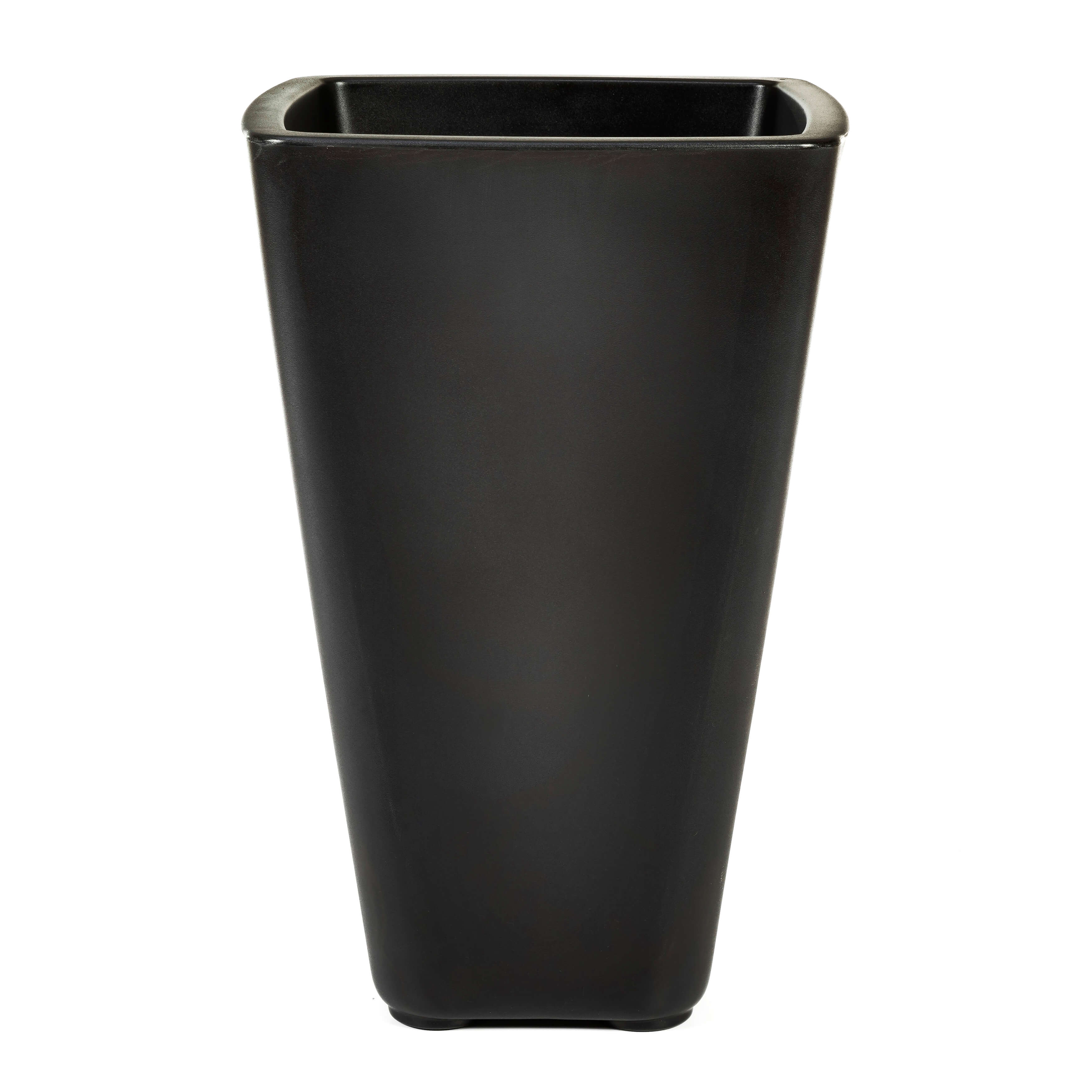 Bridgeview Tall Planter - Onyx Black