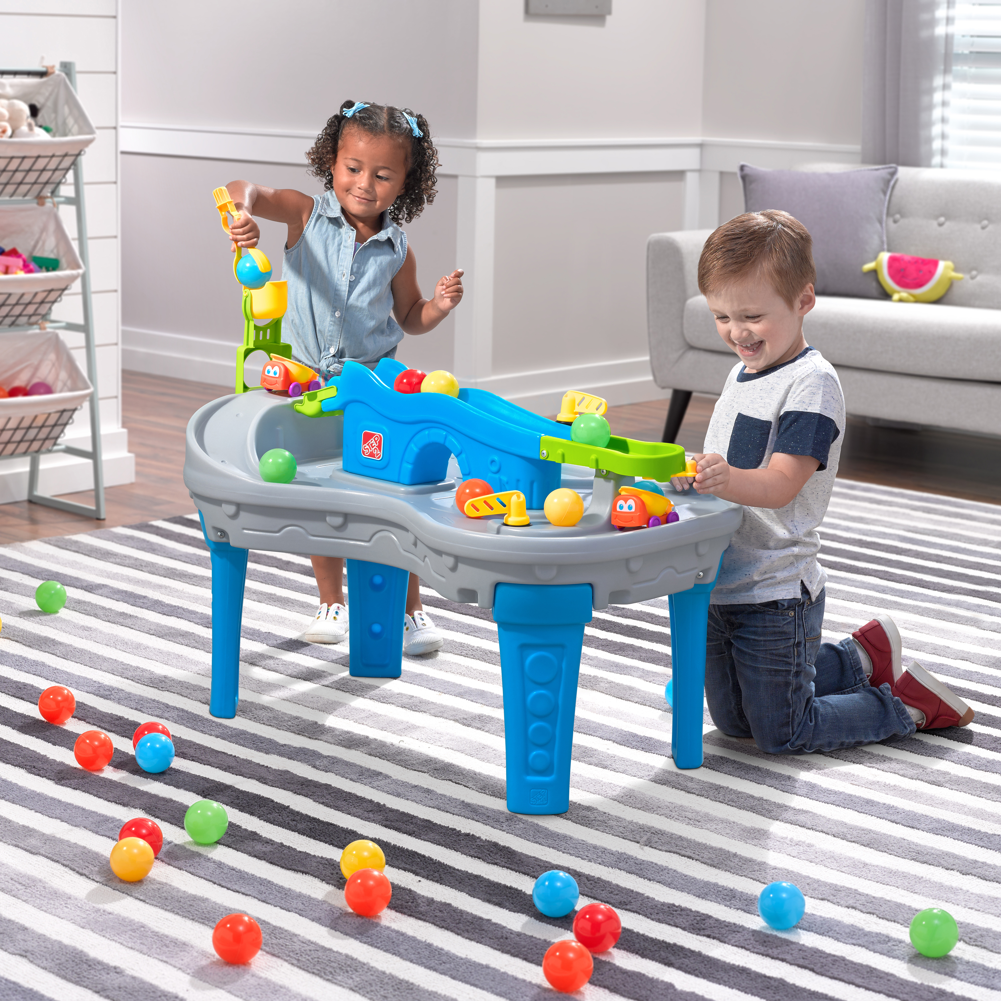 Step2 Ball Buddies Truckin' & Rollin' Play Table