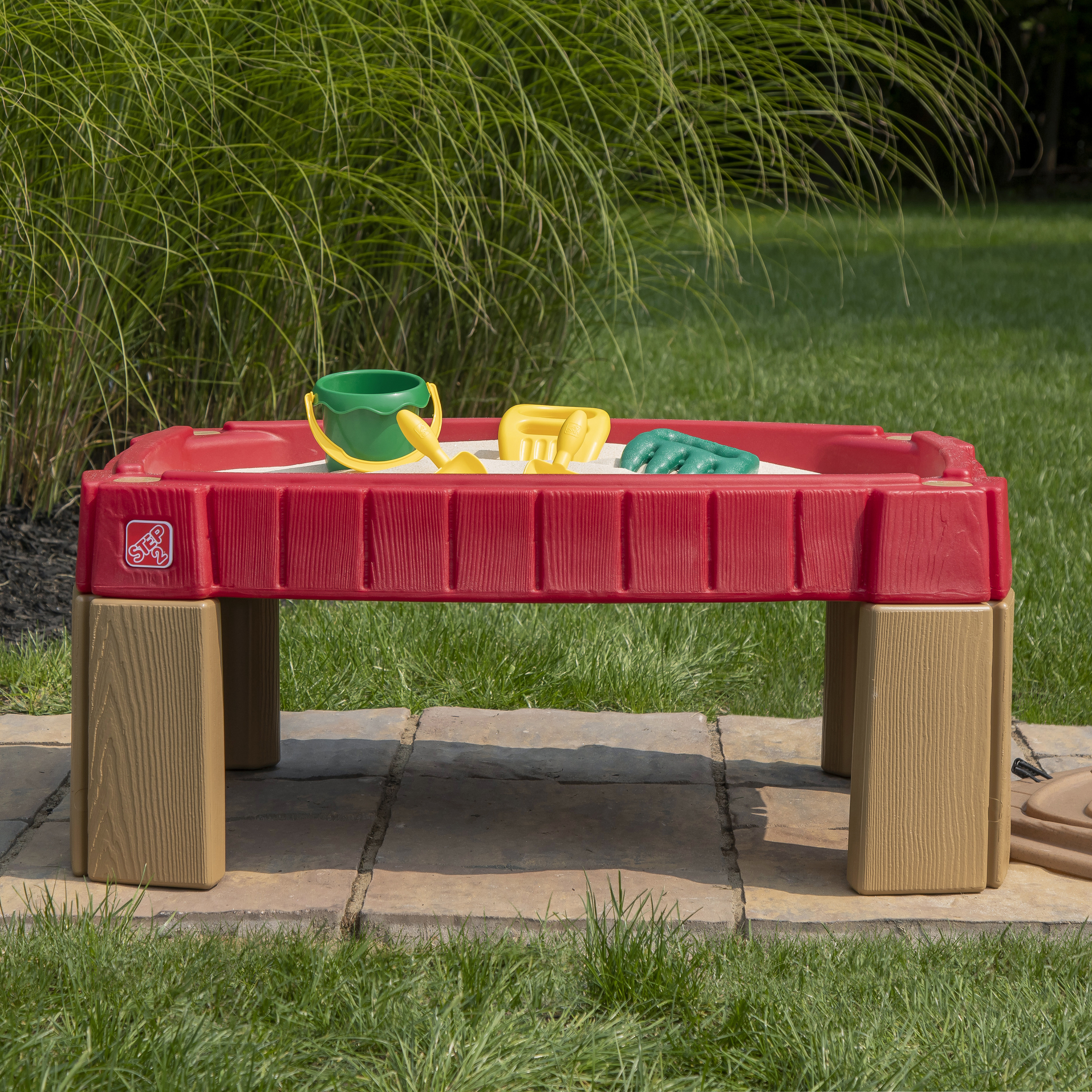 Step2 Naturally Playful Sand Table