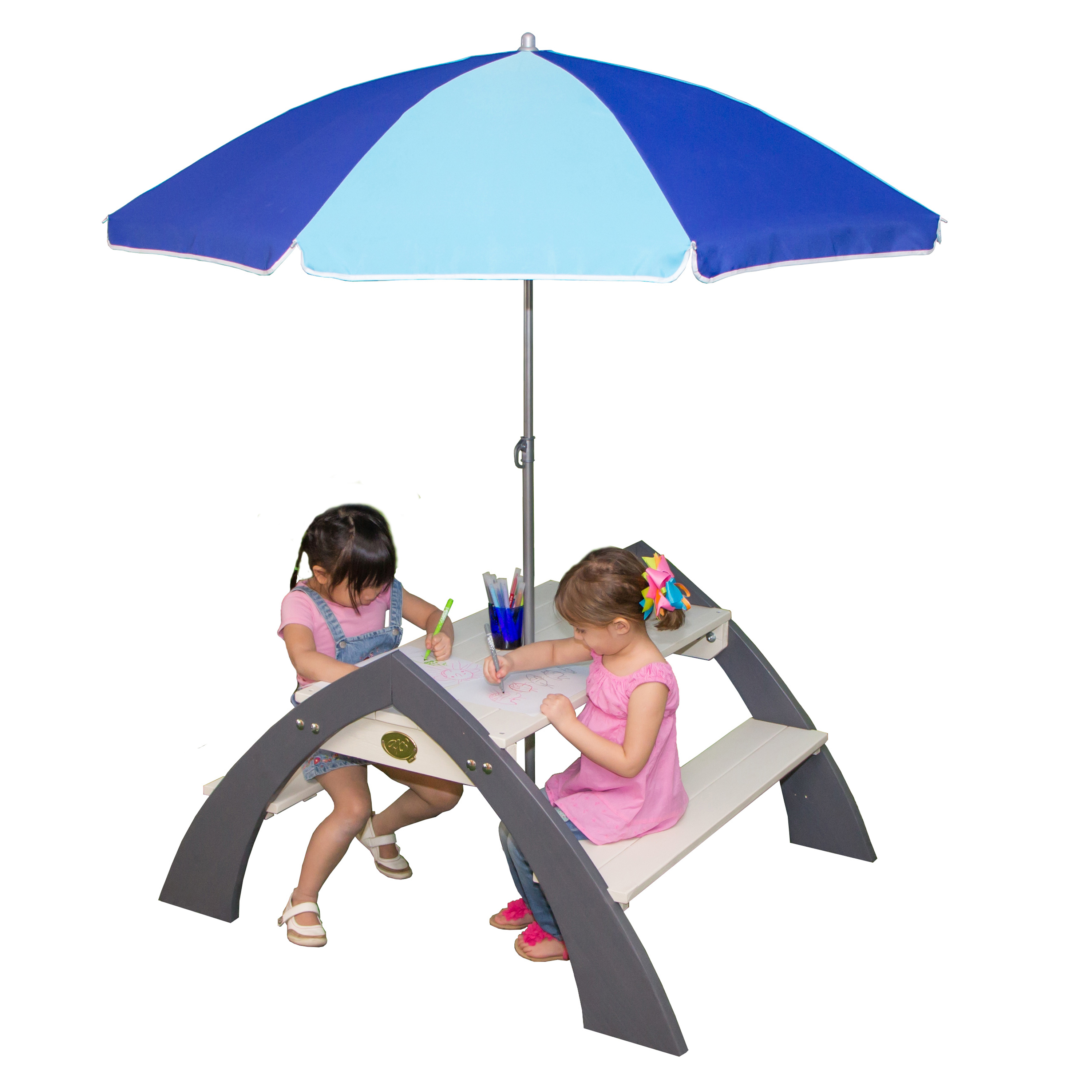 AXI Kylo XL Picnic Table with Umbrella