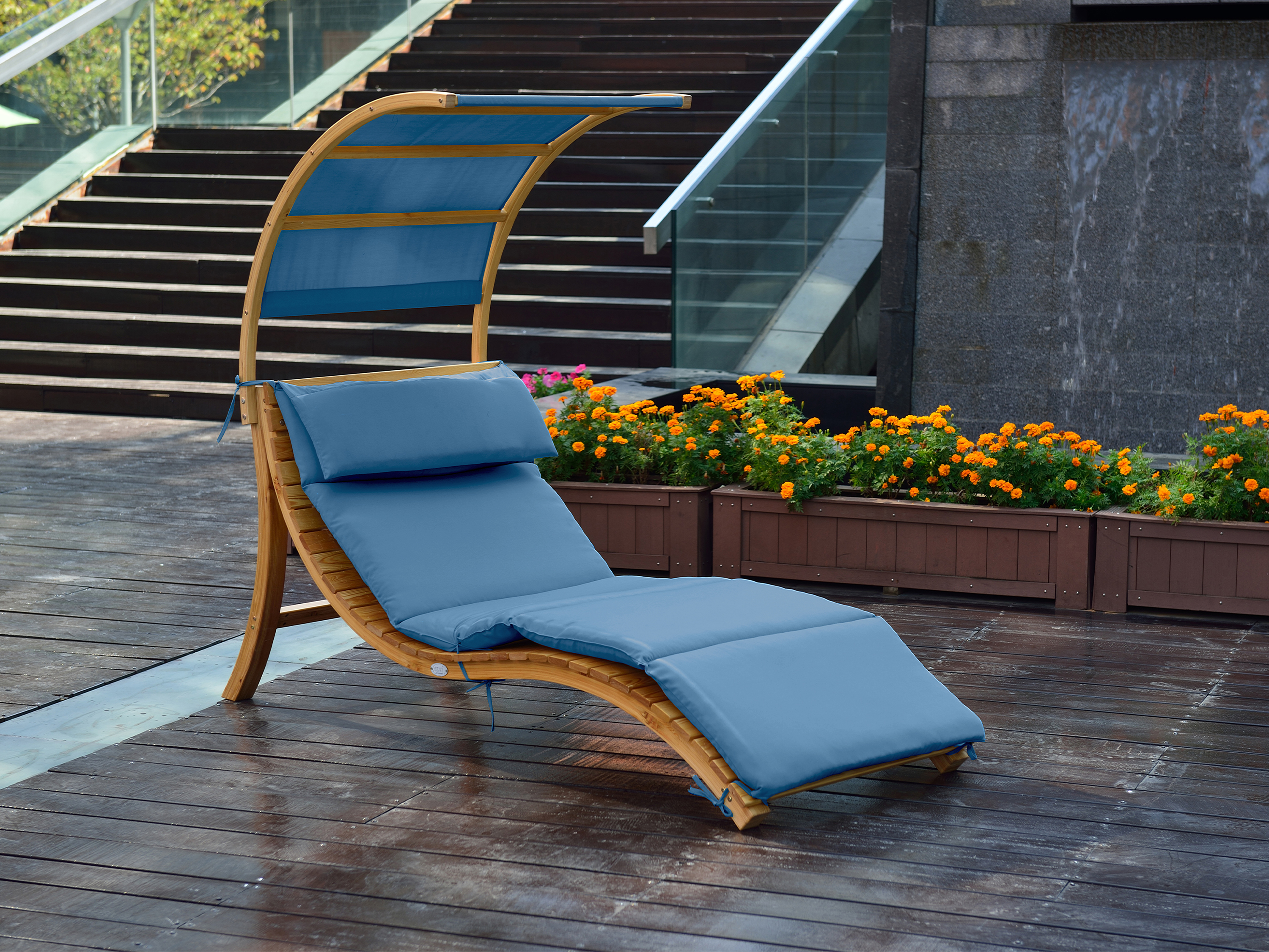 Salina lounger with Sunshade Blue