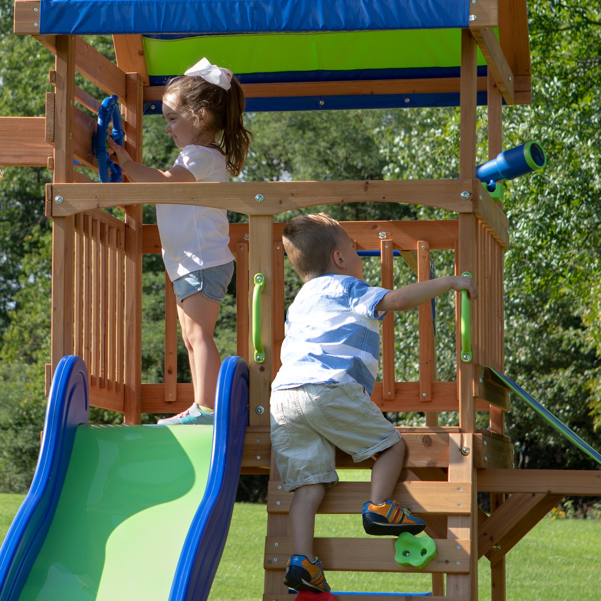 Northbrook Swing Set