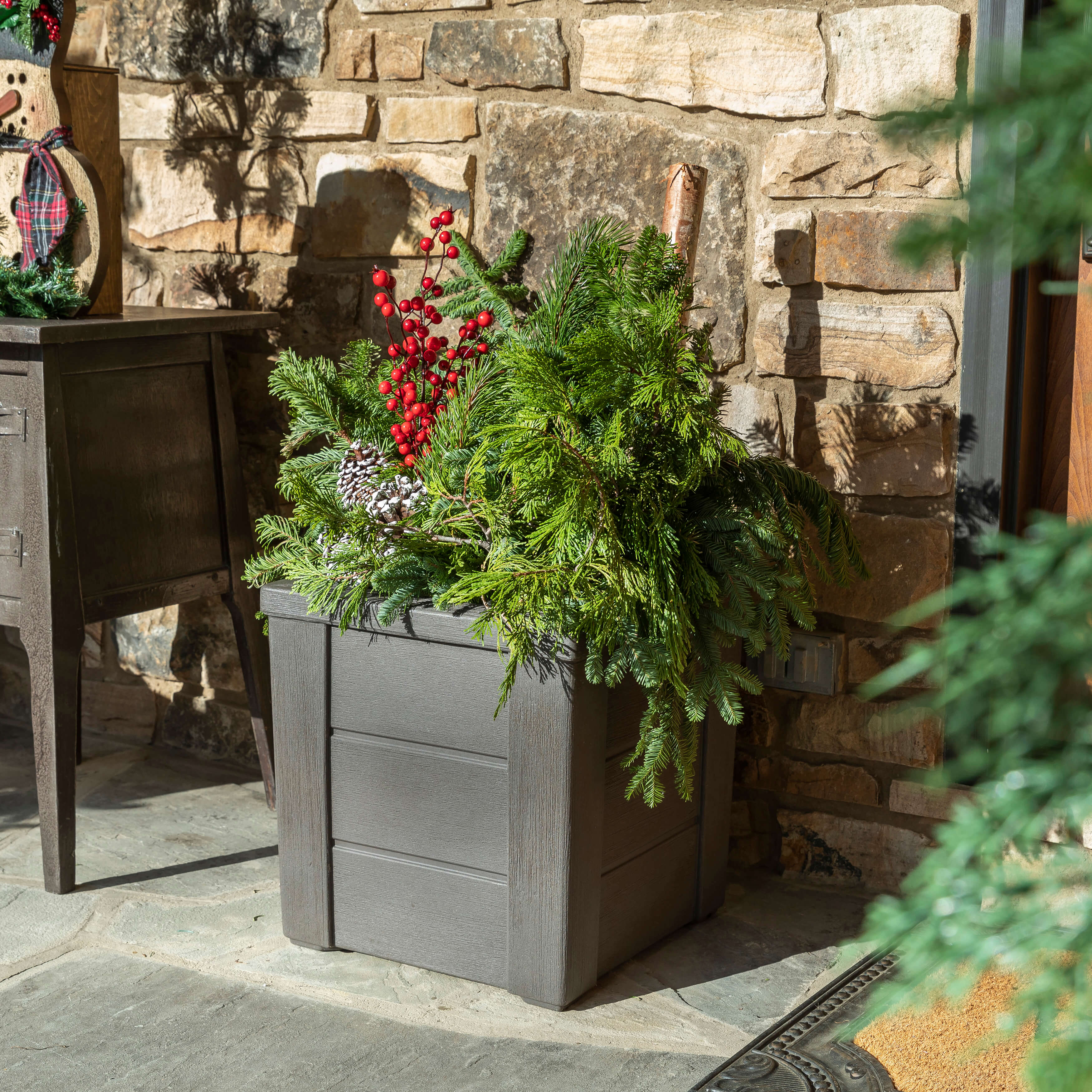 Lakewood Planter Box - Dark Cedar